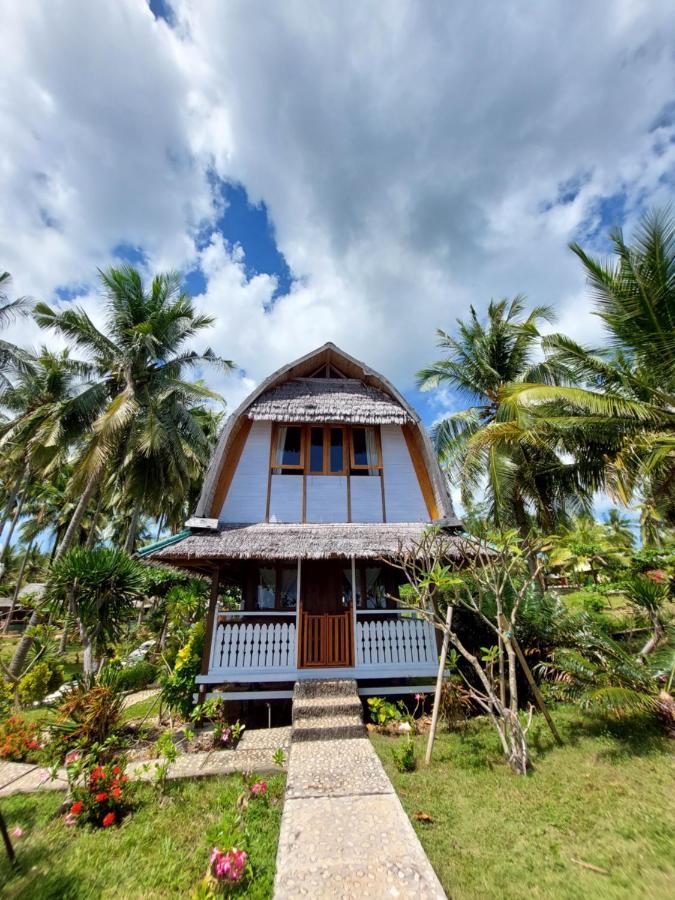 Sunari Beach Resort Selayar Matalalang Phòng bức ảnh
