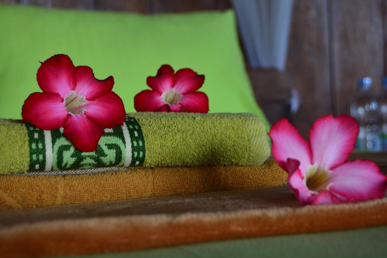 Sunari Beach Resort Selayar Matalalang Ngoại thất bức ảnh