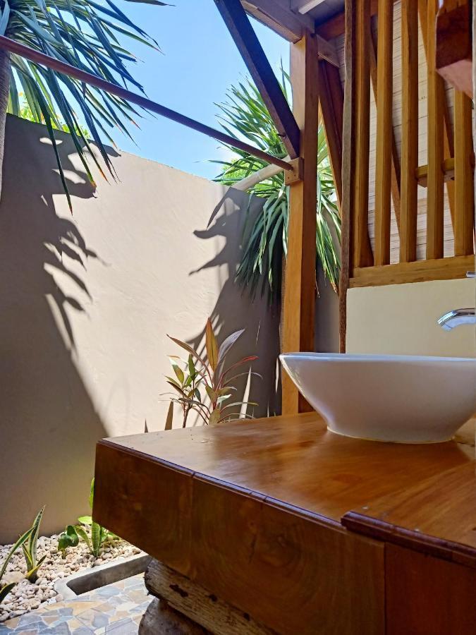 Sunari Beach Resort Selayar Matalalang Ngoại thất bức ảnh