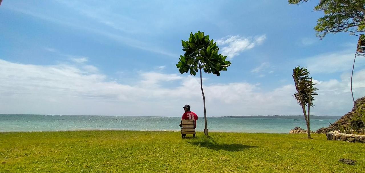 Sunari Beach Resort Selayar Matalalang Ngoại thất bức ảnh
